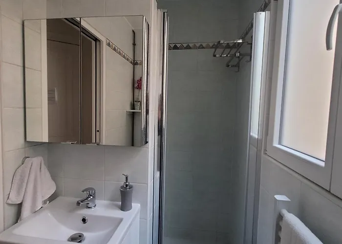 Apartment A Deux Pas De Montmartre
