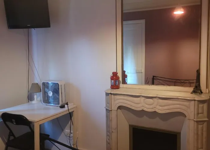 Apartment A Deux Pas De Montmartre *
