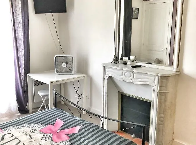 A Deux Pas De Montmartre Apartment Paris