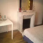A Deux Pas De Montmartre * Παρίσι