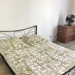A Deux Pas De Montmartre Παρίσι
